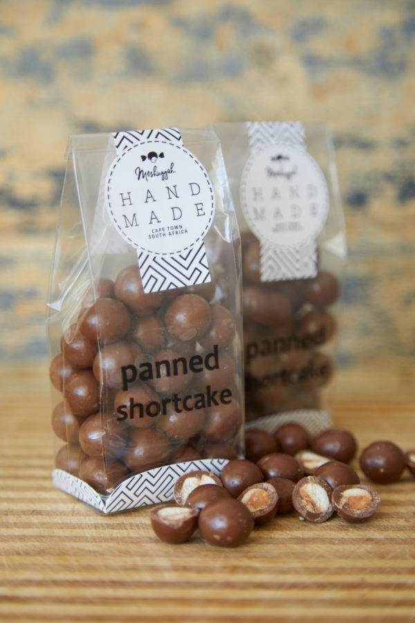 Milk Chocolate Panned Shortcake Balls 100g