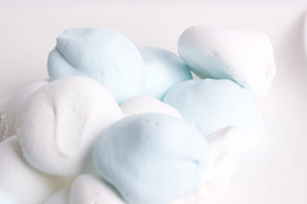 Blueberry & Vanilla Marshmallow Puffs 120g - Image 3