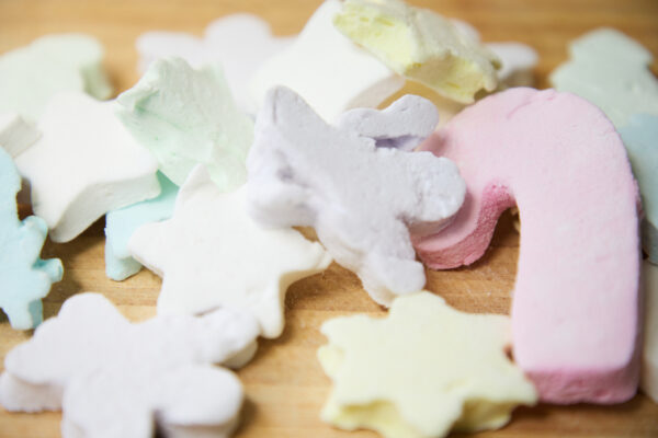 Christmas Shaped Pastel Marshmallows 5 x shapes(in a 140g Tub) OUT OF STOCK - Image 3